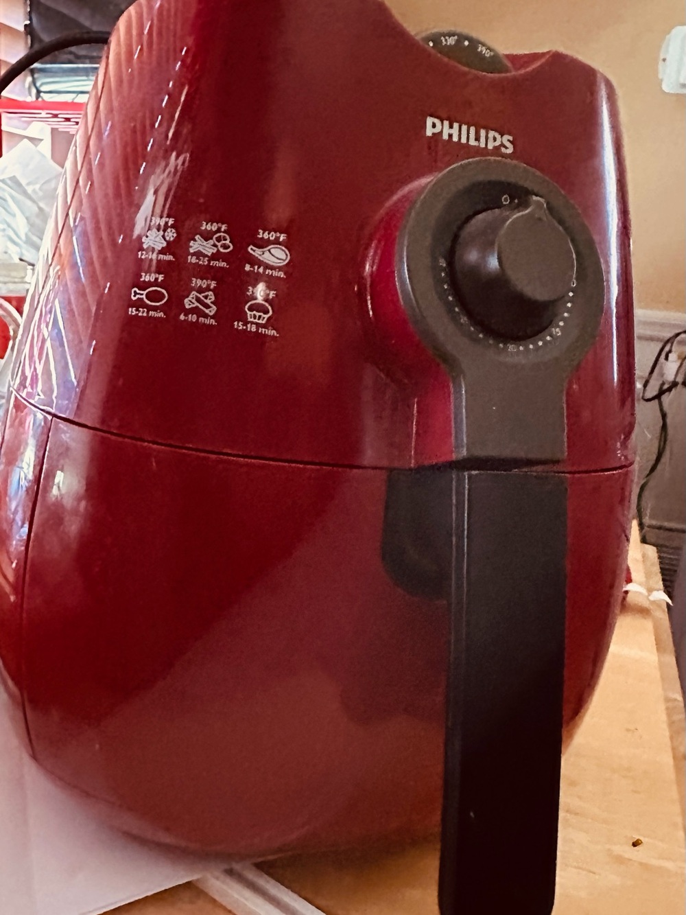 Philips Red and Black Air Fryer